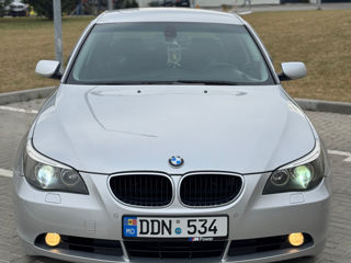 BMW 5 Series foto 5