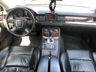 Audi A8 foto 8