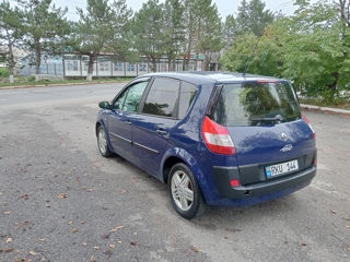 Renault Scenic foto 8