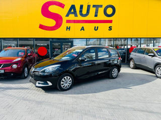 Renault Grand Scenic foto 1