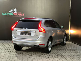 Volvo XC60 foto 4