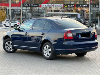 Skoda Octavia foto 3