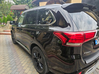 Mitsubishi Outlander foto 4