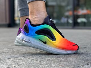Nike Air Max 720 Rainbow foto 3