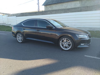 Skoda Superb foto 5