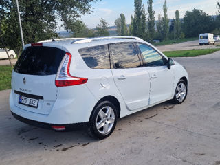 Renault Grand Scenic foto 3