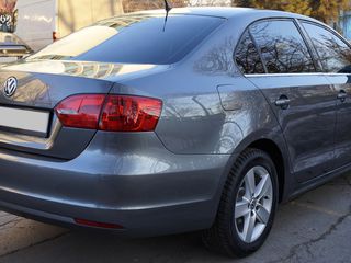 Volkswagen Jetta foto 6