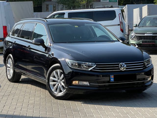 Volkswagen Passat foto 4