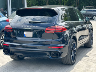 Porsche Cayenne foto 3