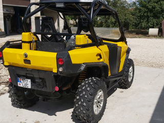 Can-Am (BRP) Commander foto 5