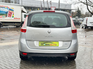 Renault Grand Scenic foto 4