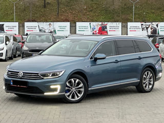 Volkswagen Passat foto 3