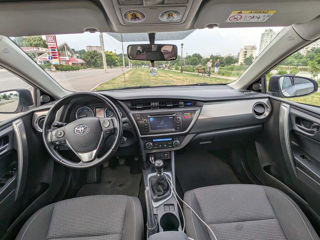 Toyota Auris foto 3