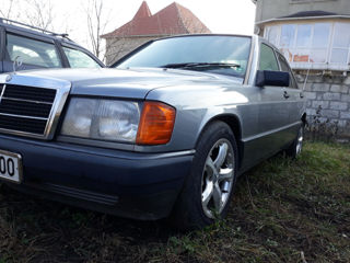 Mercedes Разборка запчасти, Piese auto W124, W126, W 190, W 140, W220