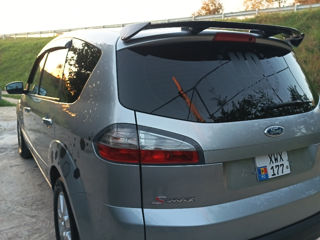 Ford S-Max foto 3