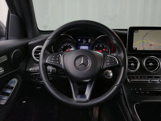 Mercedes GLC foto 13