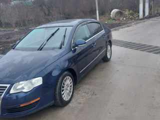 Volkswagen Passat foto 3