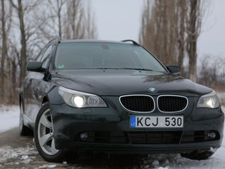 BMW 5 Series foto 7