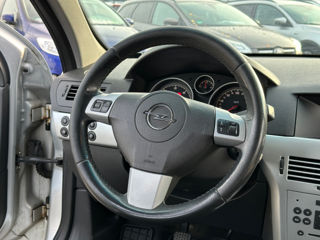 Opel Astra foto 9