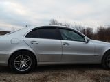 Mercedes E Class foto 10