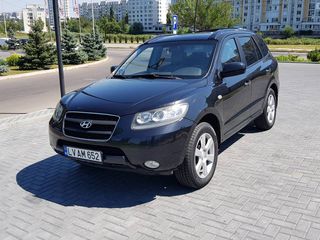 Hyundai Santa FE foto 1