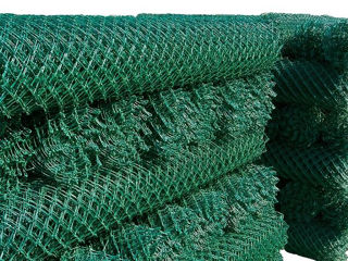 Plasa pentru Gard din sirma metalica zincata cu inveliş PVC verde. foto 1