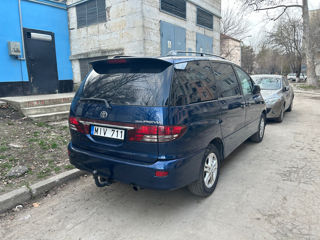 Toyota Previa foto 2