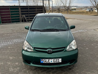 Toyota Yaris foto 3