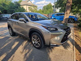 Lexus NX Series foto 1