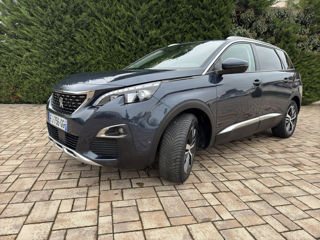 Peugeot 5008 foto 2