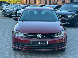 Volkswagen Jetta foto 2