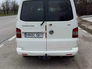 Volkswagen T5 foto 4