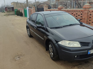 Renault Megane foto 2