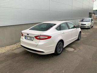 Ford Mondeo foto 3