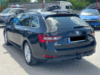 Skoda Superb фото 3