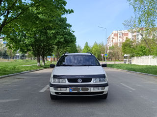 Volkswagen Passat foto 2