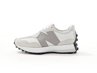 New Balance 327 in grey foto 2