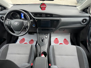 Toyota Auris foto 8