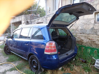 Opel Zafira foto 4