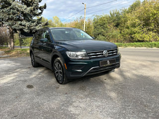 Volkswagen Tiguan foto 1