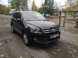 Volkswagen Tiguan foto 1