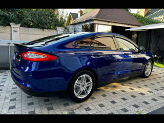 Ford Mondeo foto 4