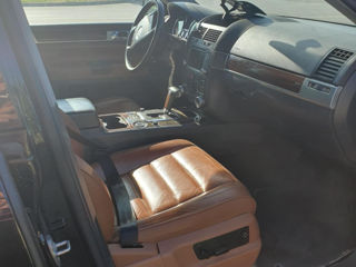 Volkswagen Touareg foto 3