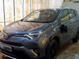 Dezmembreza Rav 4 toate modele. am tot foto 1