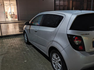 Chevrolet Aveo foto 3