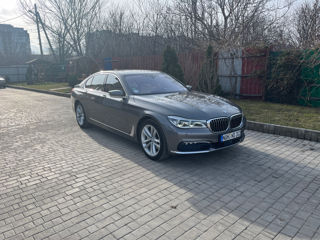 BMW 7 Series foto 4