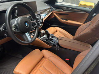 BMW 5 Series foto 5