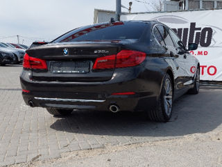 BMW 5 Series foto 4