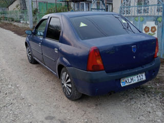 Dacia Logan foto 2