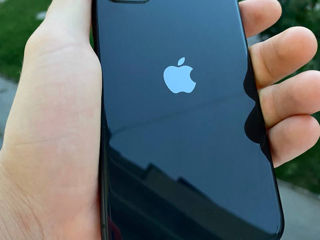 iPhone 11 black 64GB 98%